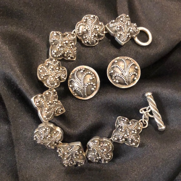 LOIS HILL Oxidized Sterling Silver Granulated Scroll Post Back Earrings - Picture 17 of 17